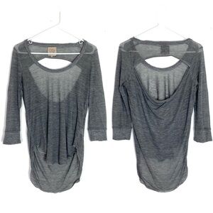 Chaser semi sheer top xs gray ( fits bigger)